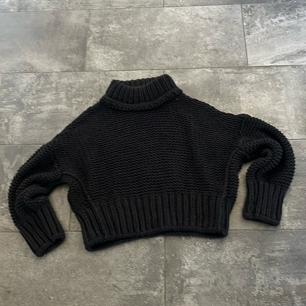 Black chunky knit sweater